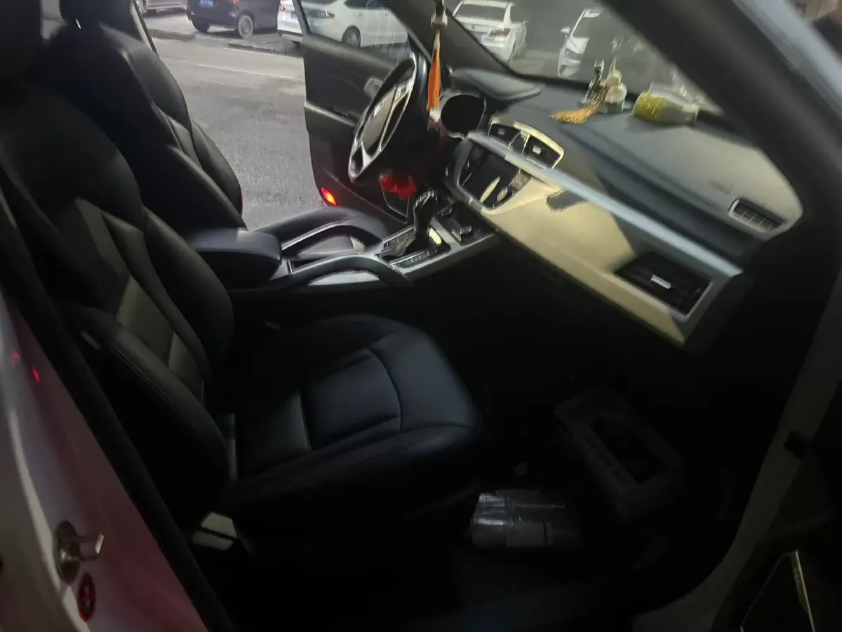 2018 Geely Azkarra 1.8T 184HP L4 6AT,autocango,china used car exporter,china ev exporter,chinese used car exporter,chinese used ev exporter