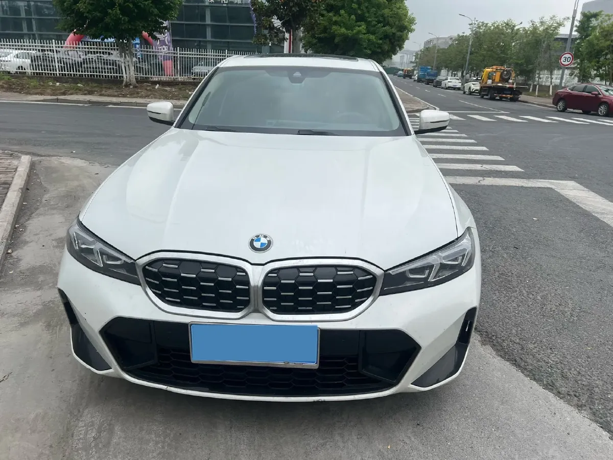 2024 BMW 3 Series 2.0T 184HP L4 8AT,autocango,china used car exporter,china ev exporter,chinese used car exporter,chinese used ev exporter