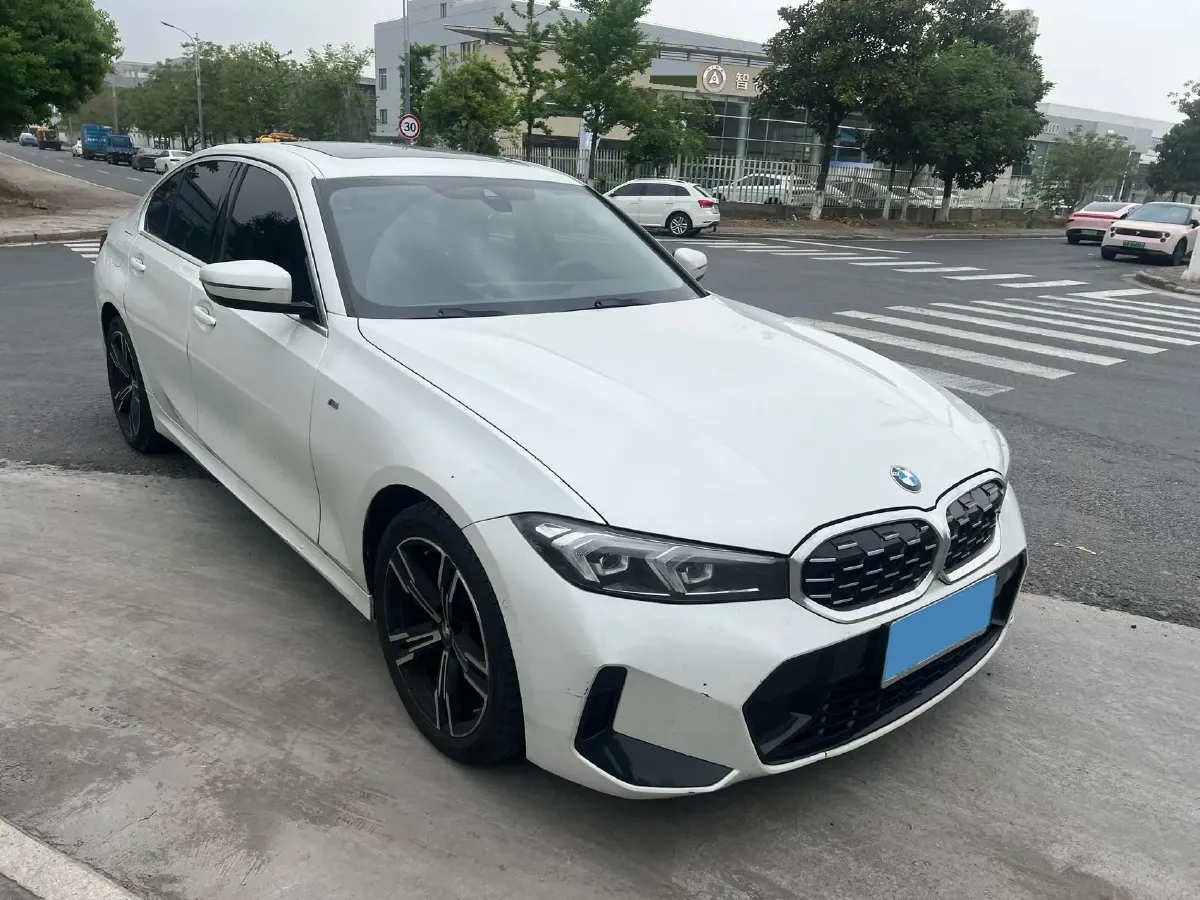 2024 BMW 3 Series 2.0T 184HP L4 8AT,autocango,china used car exporter,china ev exporter,chinese used car exporter,chinese used ev exporter