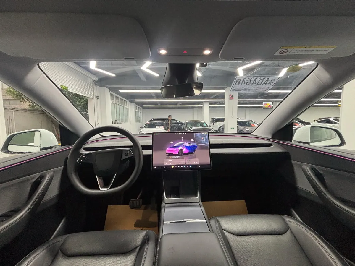 2025 Tesla Model Y BEV 62.5KWH,autocango,china used car exporter,china ev exporter,chinese used car exporter,chinese used ev exporter