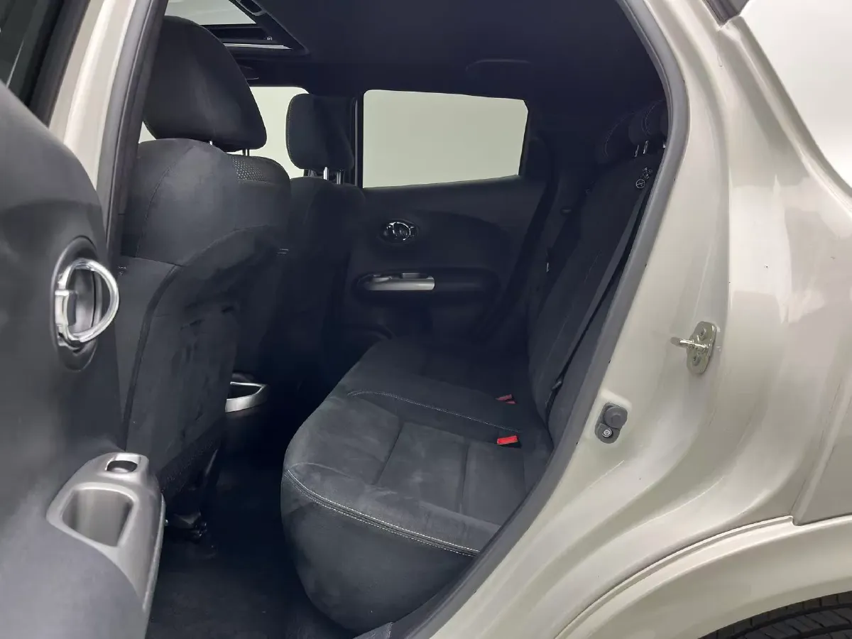 2014 Mitsubishi Outlander 2.0L 150HP L4 CVT,autocango,china used car exporter,china ev exporter,chinese used car exporter,chinese used ev exporter