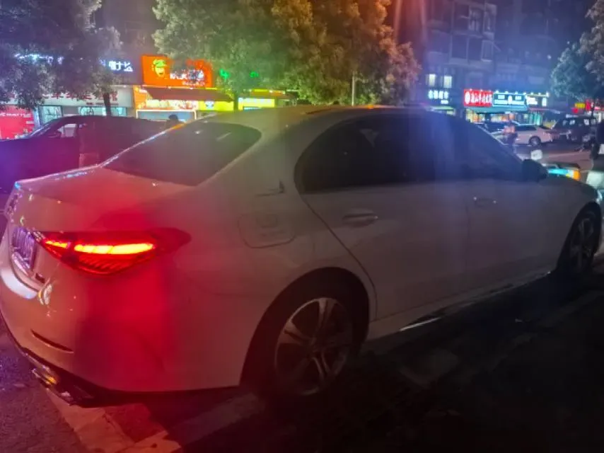 2022 Mercedes-Benz C Class 1.5T 170HP L4 9AT,autocango,china used car exporter,china ev exporter,chinese used car exporter,chinese used ev exporter