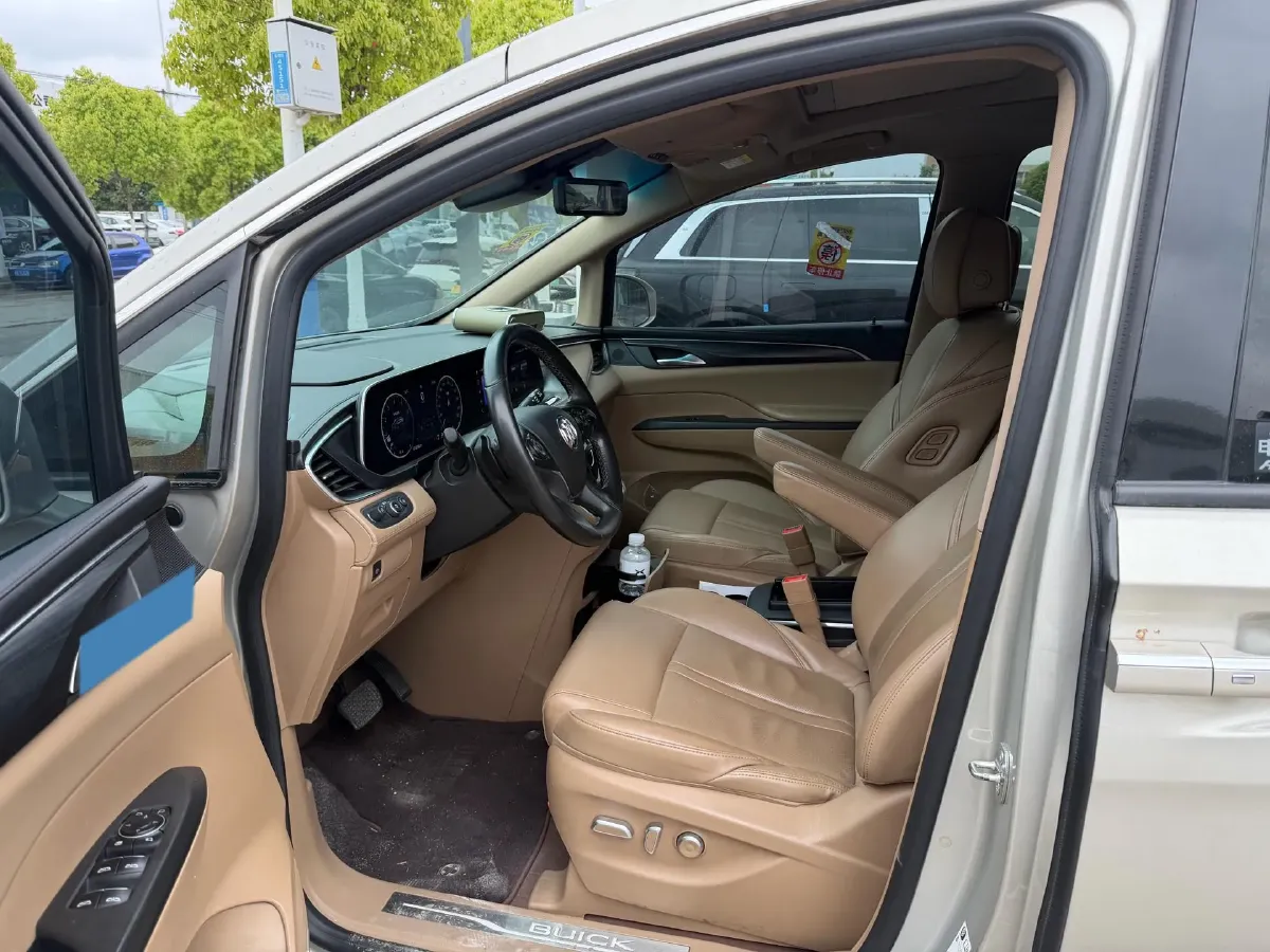 2020 Buick GL8 2.0T 237HP L4 9AT,autocango,china used car exporter,china ev exporter,chinese used car exporter,chinese used ev exporter