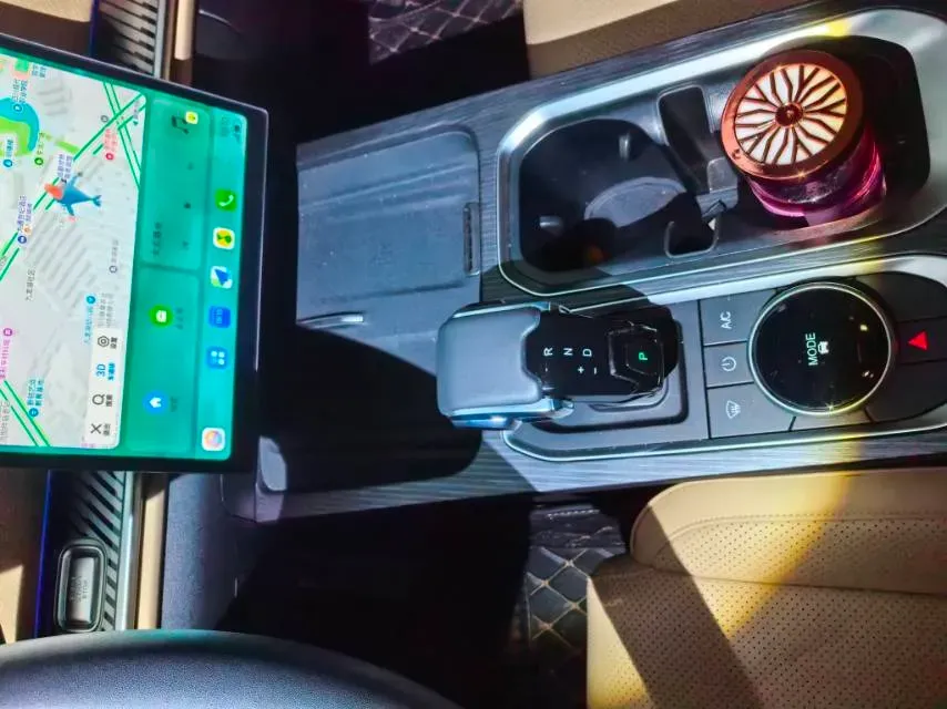 2023 Chery Exploration 06 1.6T 197HP L4 7DCT,autocango,china used car exporter,china ev exporter,chinese used car exporter,chinese used ev exporter