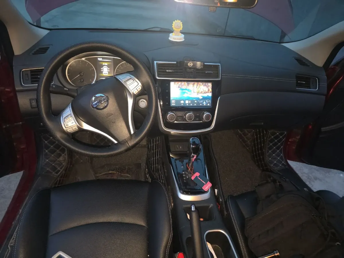 2021 Nissan Tiida 1.6L 122HP L4 CVT,autocango,china used car exporter,china ev exporter,chinese used car exporter,chinese used ev exporter