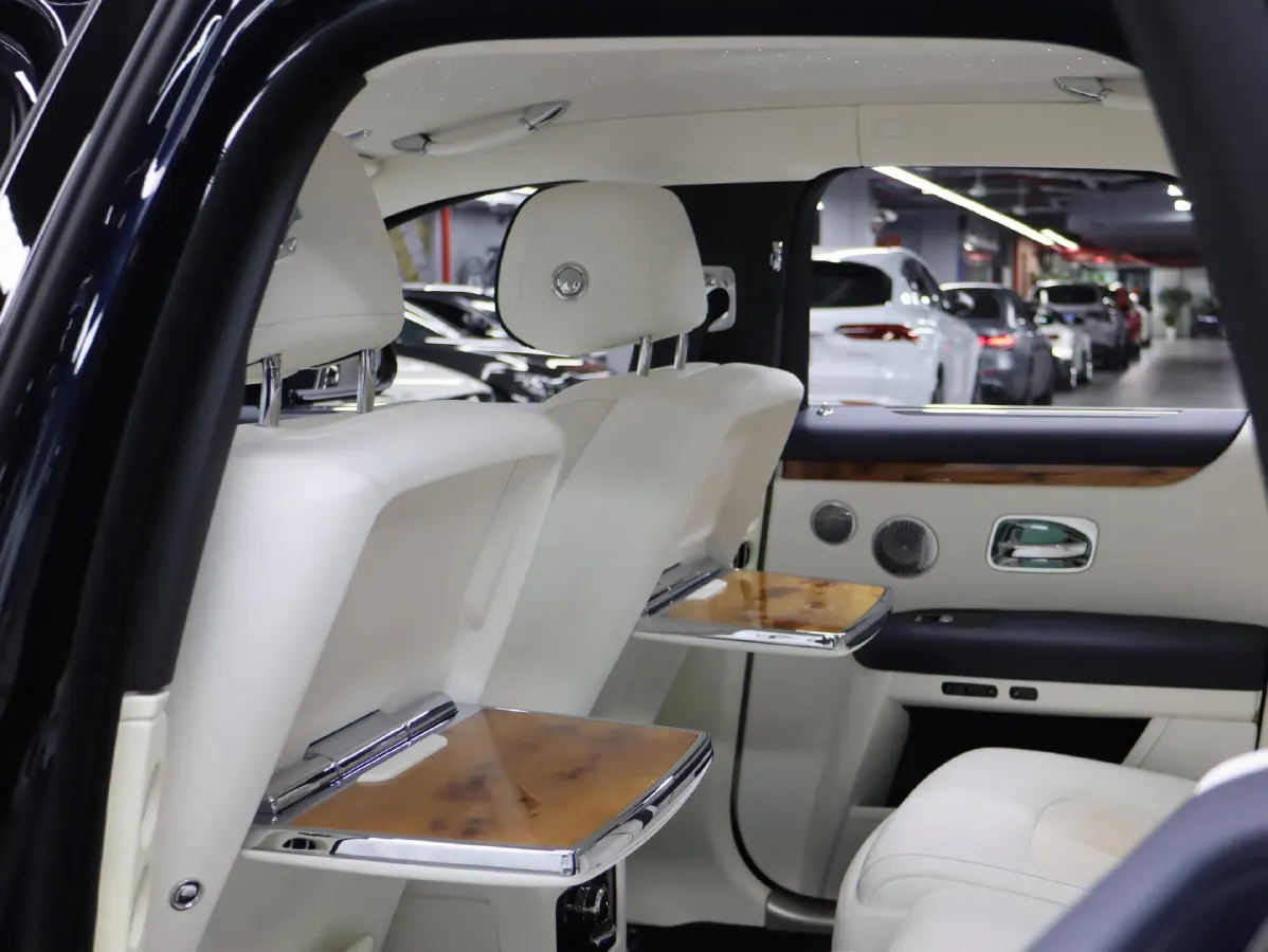 2021 Rolls-Royce Ghost 6.7T 571HP V12 8AT,autocango,china used car exporter,china ev exporter,chinese used car exporter,chinese used ev exporter