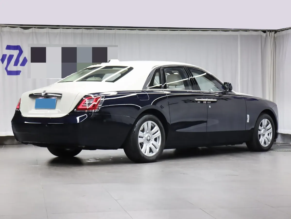 2021 Rolls-Royce Ghost 6.7T 571HP V12 8AT,autocango,china used car exporter,china ev exporter,chinese used car exporter,chinese used ev exporter