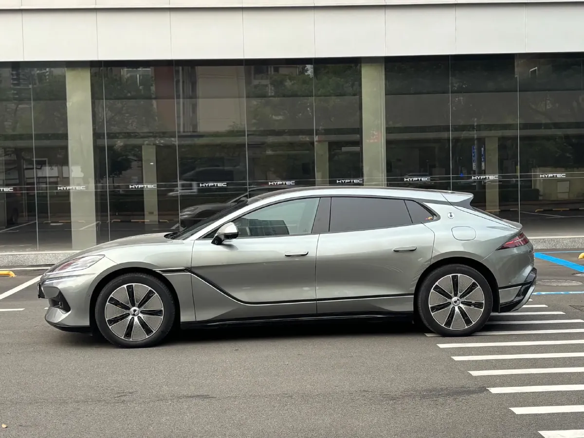 2024 Denza DenzaZ9GT 2.0T 207HP L4 E-CVT PHEV 38.5KWH,autocango,china used car exporter,china ev exporter,chinese used car exporter,chinese used ev exporter