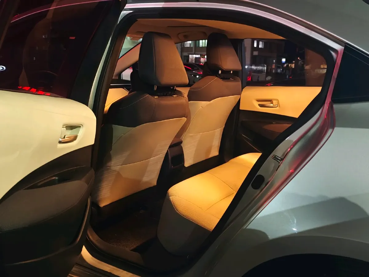 2019 Toyota Corolla 1.2T 116HP L4 CVT,autocango,china used car exporter,china ev exporter,chinese used car exporter,chinese used ev exporter