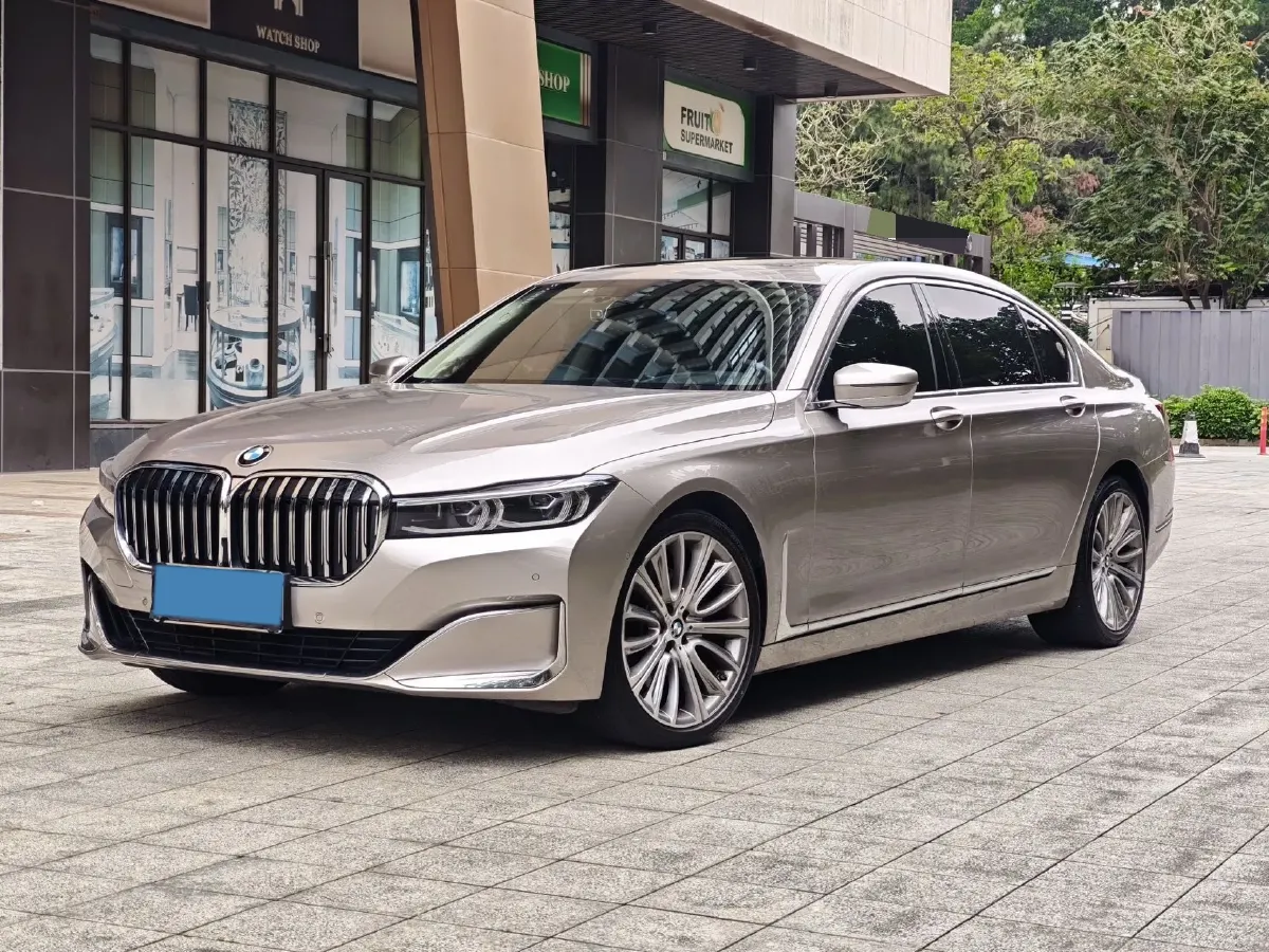 2021 BMW 7 Series 3.0T 340HP L6 8AT,autocango,china used car exporter,china ev exporter,chinese used car exporter,chinese used ev exporter