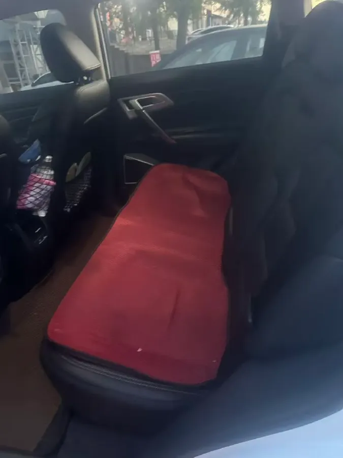 2020 Roewe i6 1.5T 169HP L4 7DCT,autocango,china used car exporter,china ev exporter,chinese used car exporter,chinese used ev exporter