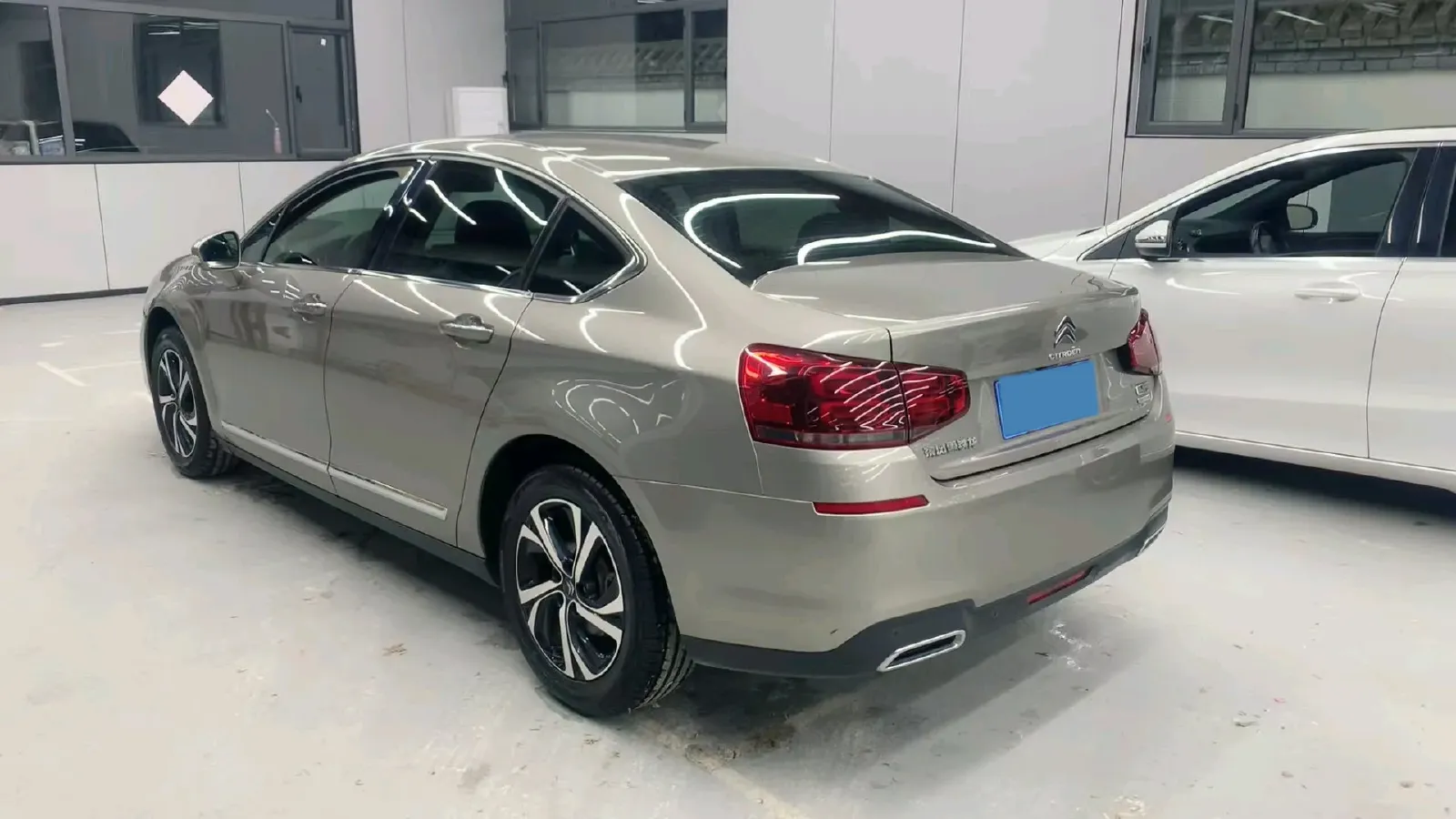 2017 Citroen C5 1.6T 167HP L4 6AT,autocango,china used car exporter,china ev exporter,chinese used car exporter,chinese used ev exporter