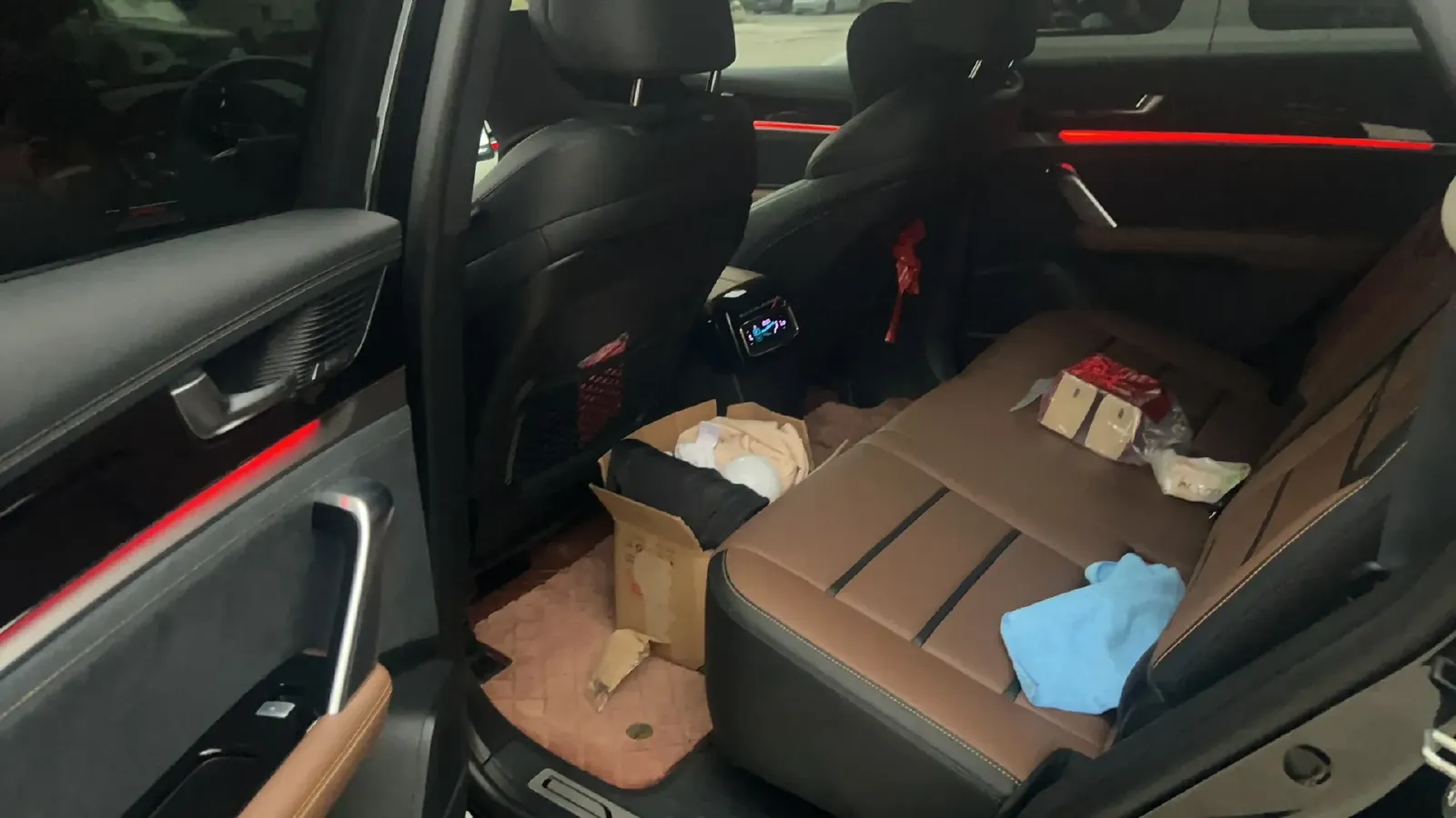 2021 BYD Tang 2.0T 192HP L4 6DCT PHEV 18.5KWH,autocango,china used car exporter,china ev exporter,chinese used car exporter,chinese used ev exporter