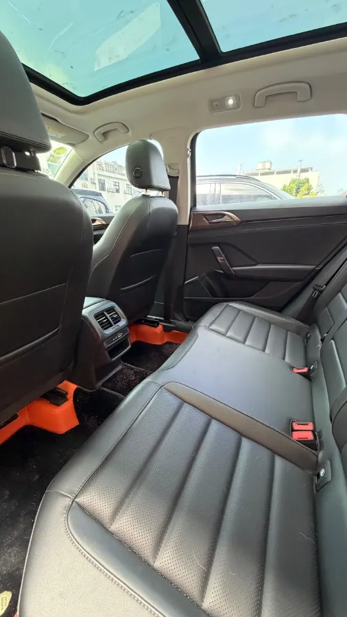 2021 Volkswagen Tharu 1.4T 150HP L4 7DCT,autocango,china used car exporter,china ev exporter,chinese used car exporter,chinese used ev exporter