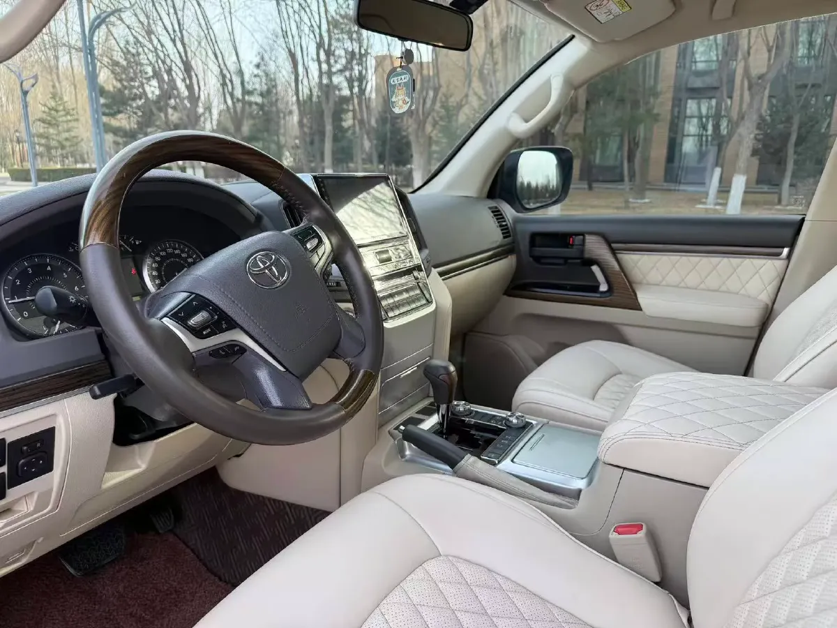 2019 Chevrolet Trax 1.0T 125HP L3 6AT,autocango,china used car exporter,china ev exporter,chinese used car exporter,chinese used ev exporter