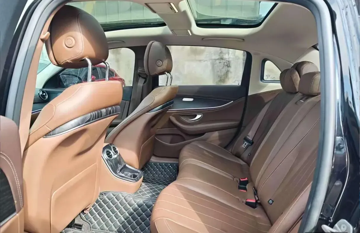 2022 Mercedes-Benz E Class 2.0T 211HP L4 9AT PHEV 25.4KWH,autocango,china used car exporter,china ev exporter,chinese used car exporter,chinese used ev exporter