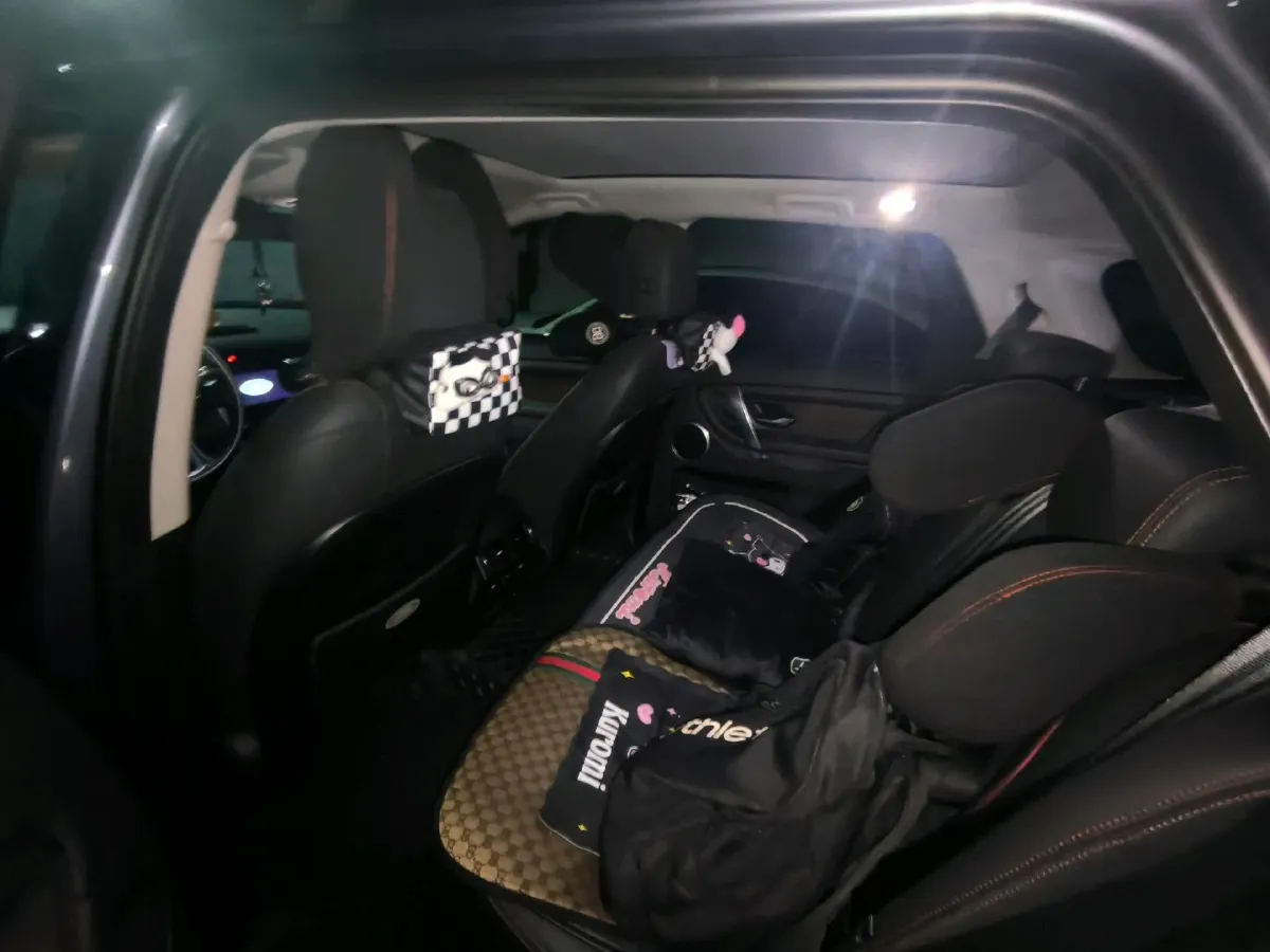 2020 Land Rover Discovery Sport 2.0T 249HP L4 9AT,autocango,china used car exporter,china ev exporter,chinese used car exporter,chinese used ev exporter