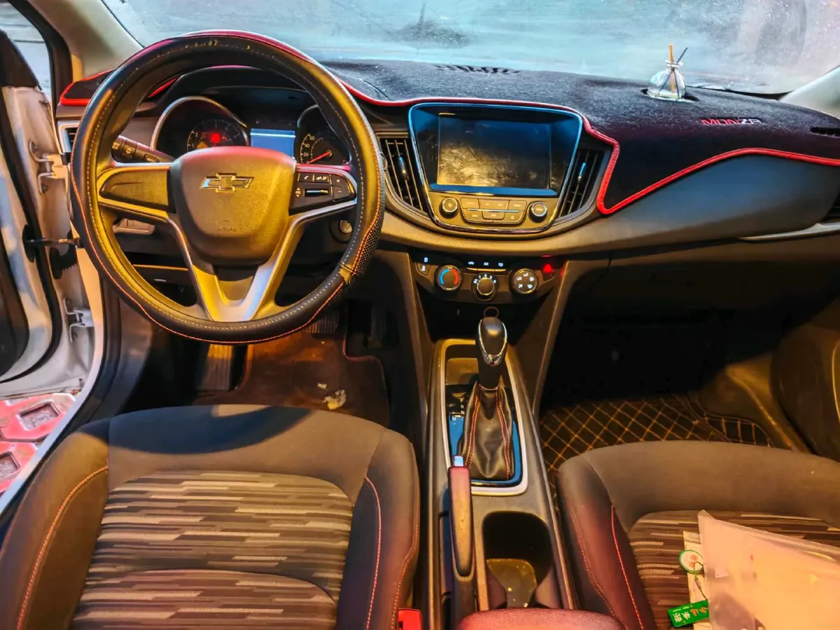 2019 Chevrolet Monza 1.0T 125HP L3 6DCT,autocango,china used car exporter,china ev exporter,chinese used car exporter,chinese used ev exporter