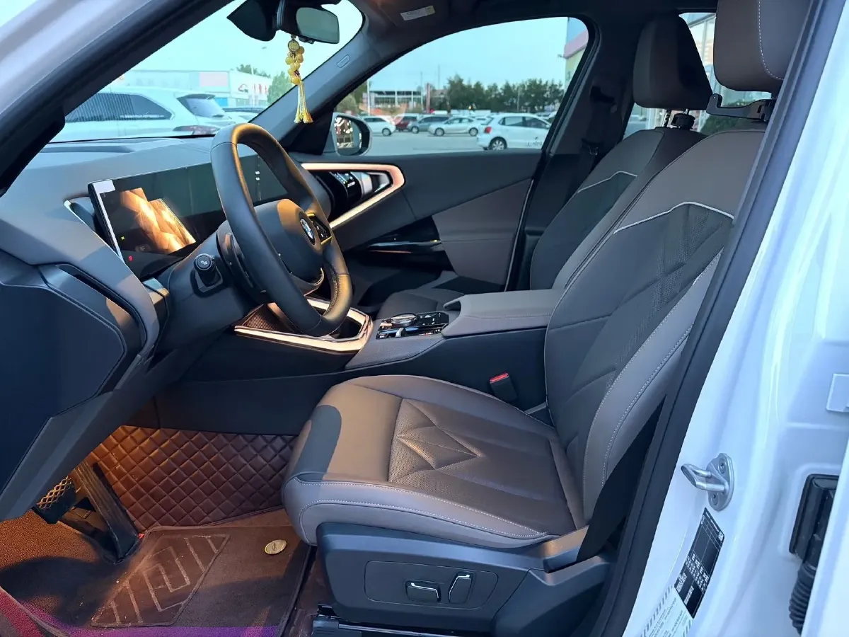 2025 BMW X3 2.0T 190HP L4 8AT,autocango,china used car exporter,china ev exporter,chinese used car exporter,chinese used ev exporter