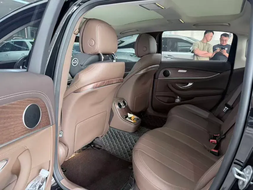 2023 Mercedes-Benz E Class 2.0T 197HP L4 9AT,autocango,china used car exporter,china ev exporter,chinese used car exporter,chinese used ev exporter