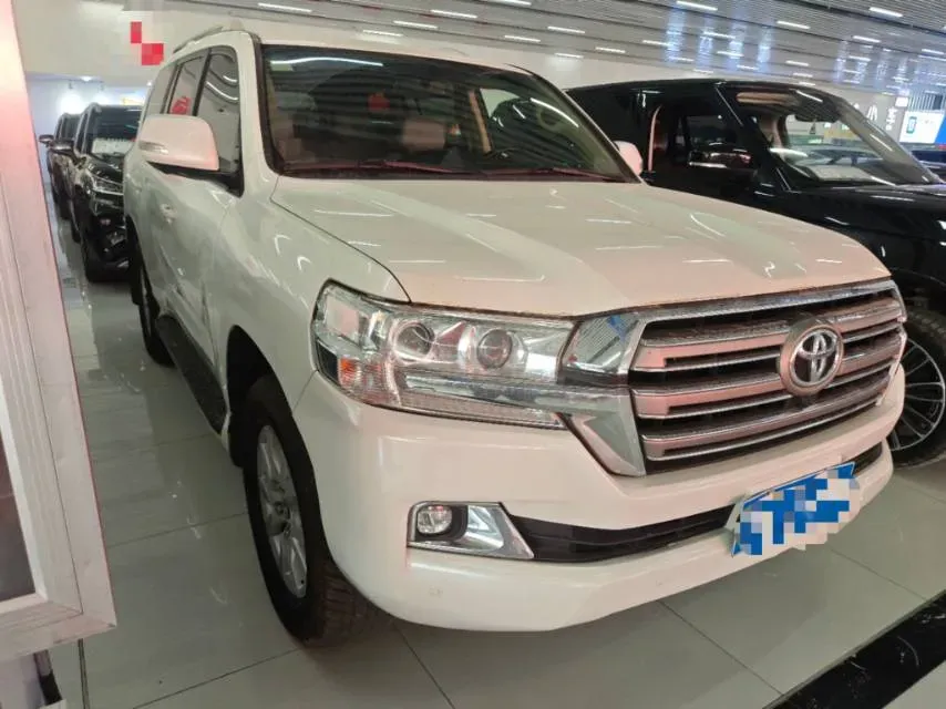 2019 Chevrolet Trax 1.0T 125HP L3 6AT,autocango,china used car exporter,china ev exporter,chinese used car exporter,chinese used ev exporter