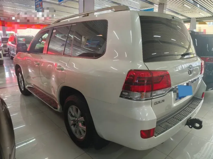 2019 Chevrolet Trax 1.0T 125HP L3 6AT,autocango,china used car exporter,china ev exporter,chinese used car exporter,chinese used ev exporter