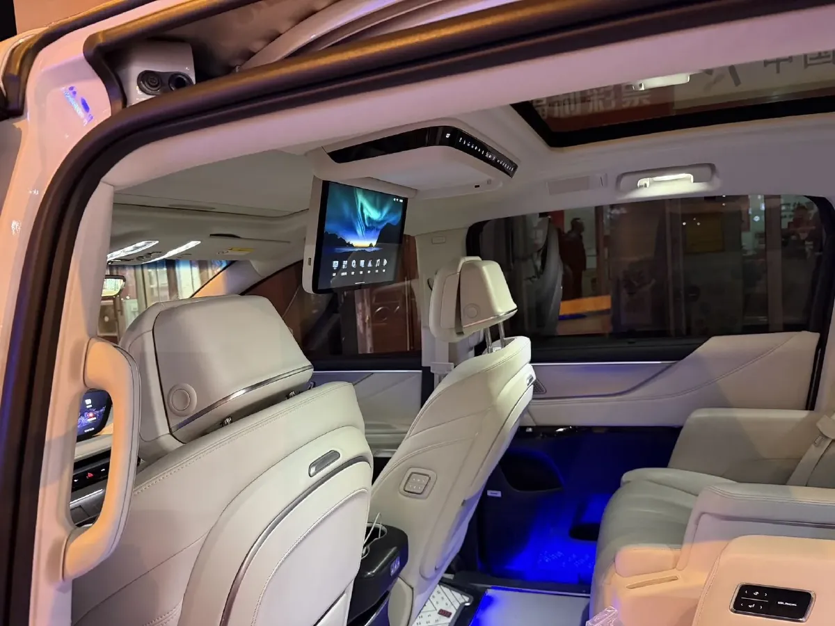 2024 Buick GL8 1.5T 180HP L4 2DHT PHEV 24.4KWH,autocango,china used car exporter,china ev exporter,chinese used car exporter,chinese used ev exporter