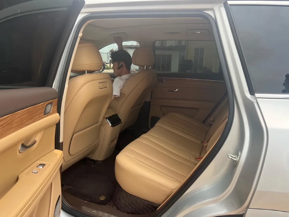 2024 AITO AITO M7 1.5T 152HP L4 REEV 40KWH,autocango,china used car exporter,china ev exporter,chinese used car exporter,chinese used ev exporter