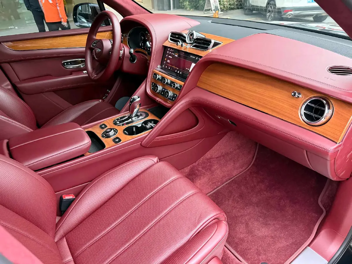 2021 Bentley Flying Spur 4.0T 550HP V8 8DCT,autocango,china used car exporter,china ev exporter,chinese used car exporter,chinese used ev exporter