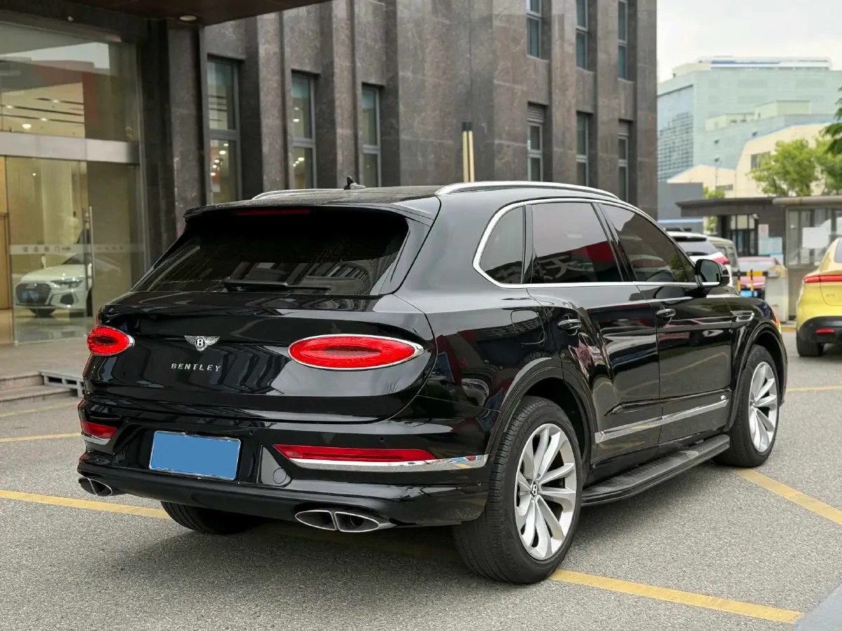 2021 Bentley Flying Spur 4.0T 550HP V8 8DCT,autocango,china used car exporter,china ev exporter,chinese used car exporter,chinese used ev exporter