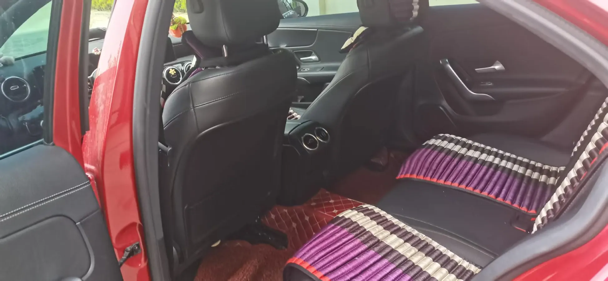 2020 Mercedes-Benz A Class 1.3T 163HP L4 7DCT,autocango,china used car exporter,china ev exporter,chinese used car exporter,chinese used ev exporter