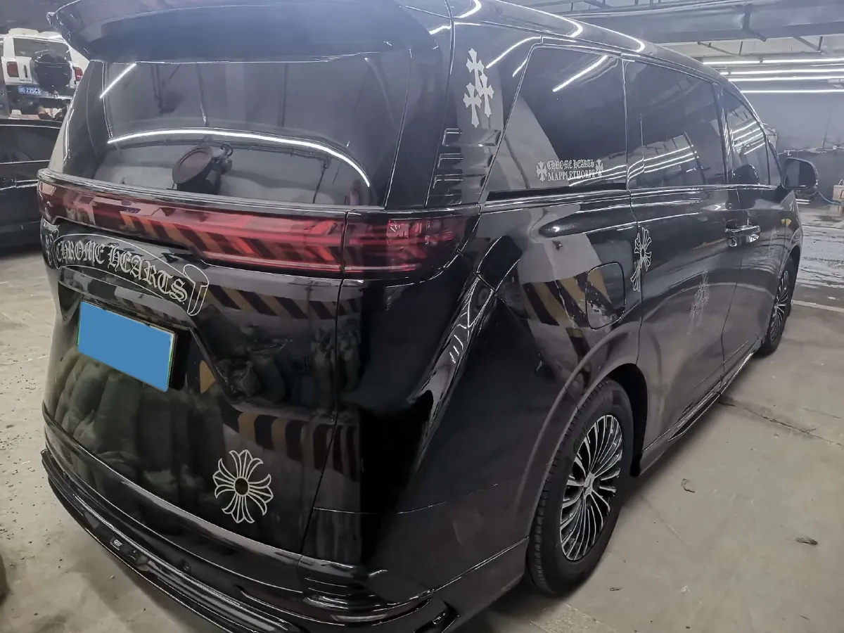 2024 Denza D9 1.5T 139HP L4 E-CVT PHEV 40KWH,autocango,china used car exporter,china ev exporter,chinese used car exporter,chinese used ev exporter