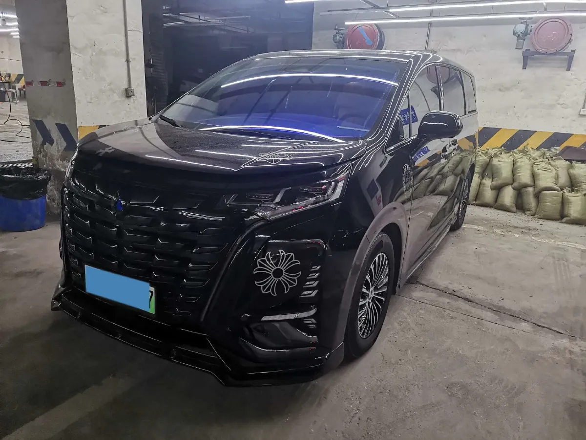 2024 Denza D9 1.5T 139HP L4 E-CVT PHEV 40KWH,autocango,china used car exporter,china ev exporter,chinese used car exporter,chinese used ev exporter