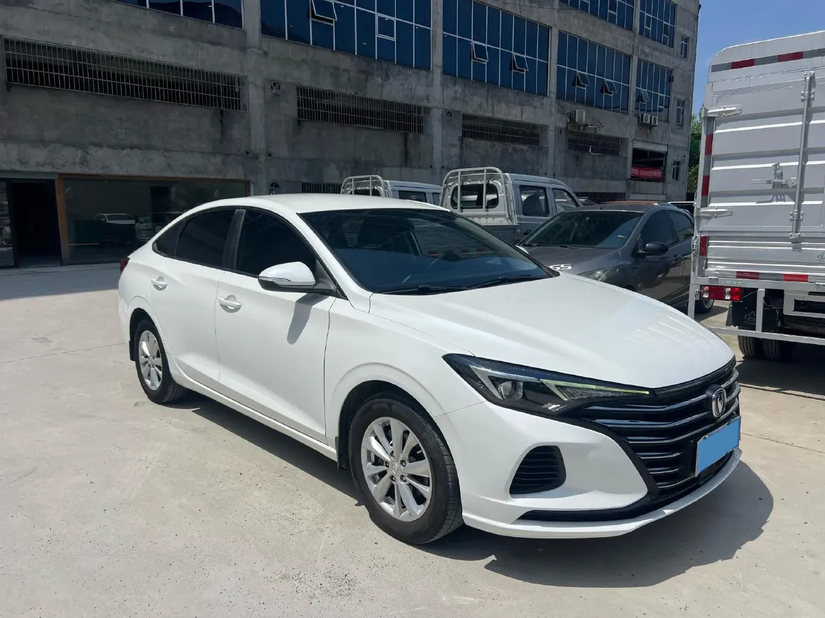 2020 ChangAn Eado 1.6L 128HP L4 5MT,autocango,china used car exporter,china ev exporter,chinese used car exporter,chinese used ev exporter