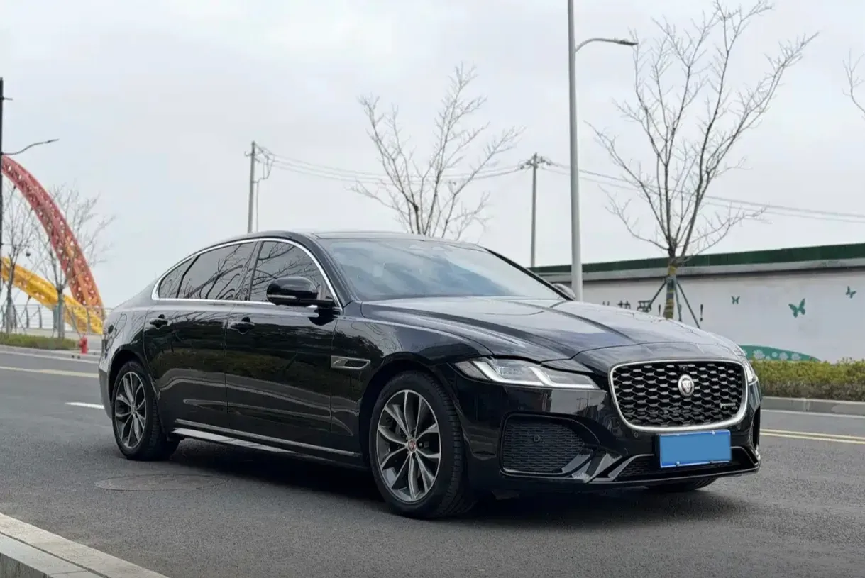 2023 Jaguar XEL 2.0T 250HP L4 8AT,autocango,china used car exporter,china ev exporter,chinese used car exporter,chinese used ev exporter