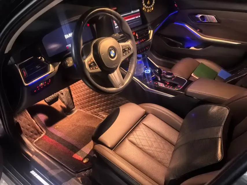 2022 BMW 3 Series 2.0T 184HP L4 8AT,autocango,china used car exporter,china ev exporter,chinese used car exporter,chinese used ev exporter