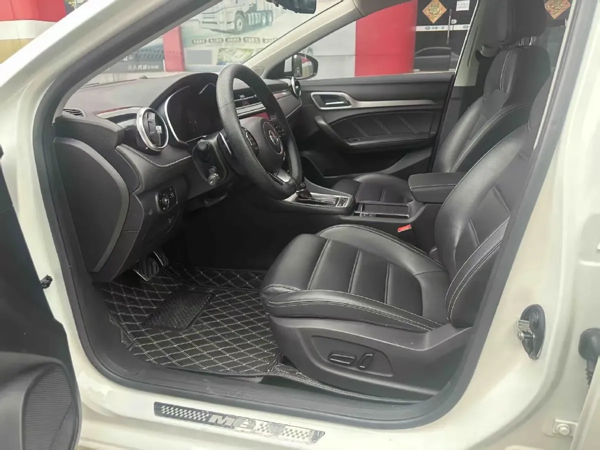 2019 MAXUS XinTu V80 2.5T 136HP L4 6AMT,autocango,china used car exporter,china ev exporter,chinese used car exporter,chinese used ev exporter