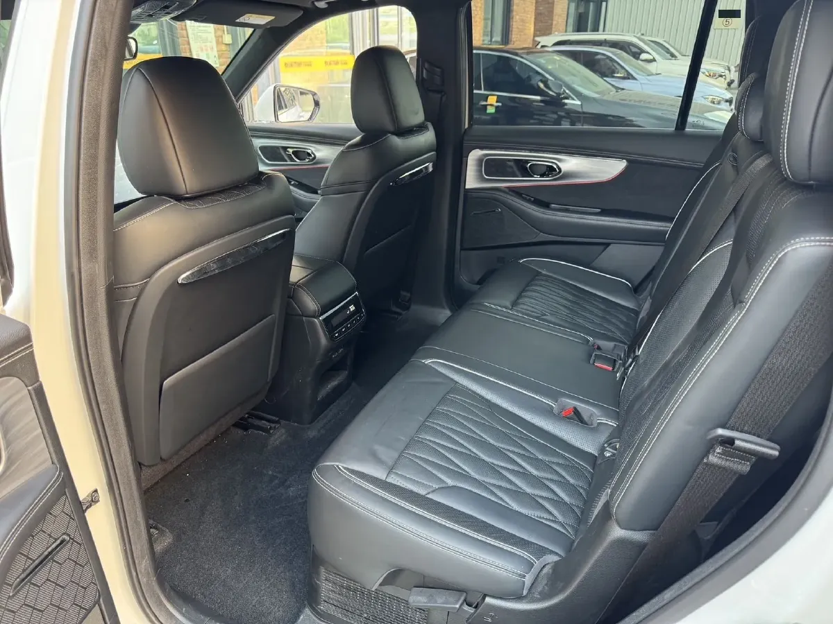 2022 GAC Trumpchi GS8 2.0T 190HP L4 E-CVT Hybrid,autocango,china used car exporter,china ev exporter,chinese used car exporter,chinese used ev exporter