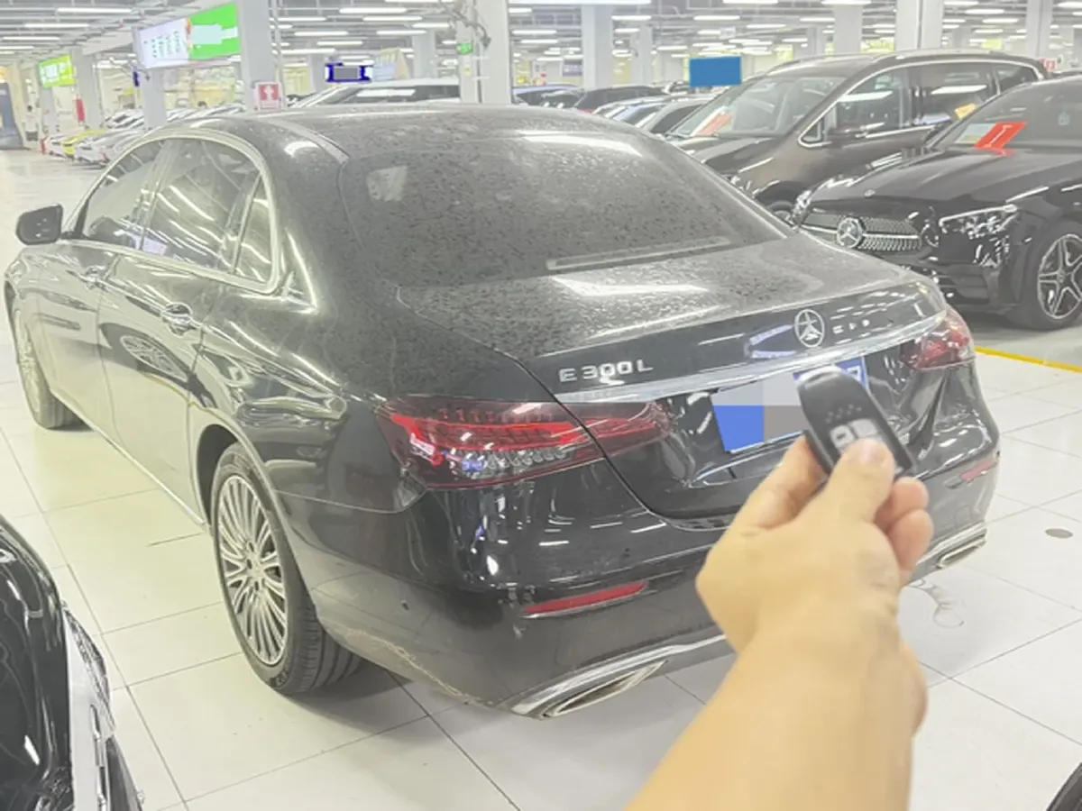 2022 Mercedes-Benz E Class 2.0T 258HP L4 9AT,autocango,china used car exporter,china ev exporter,chinese used car exporter,chinese used ev exporter