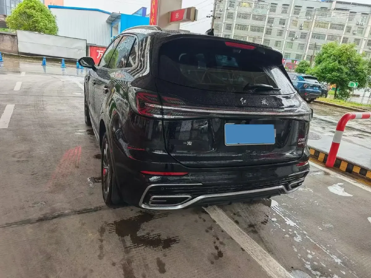 2025 HongQi HS5 2.0T 252HP L4 8AT,autocango,china used car exporter,china ev exporter,chinese used car exporter,chinese used ev exporter