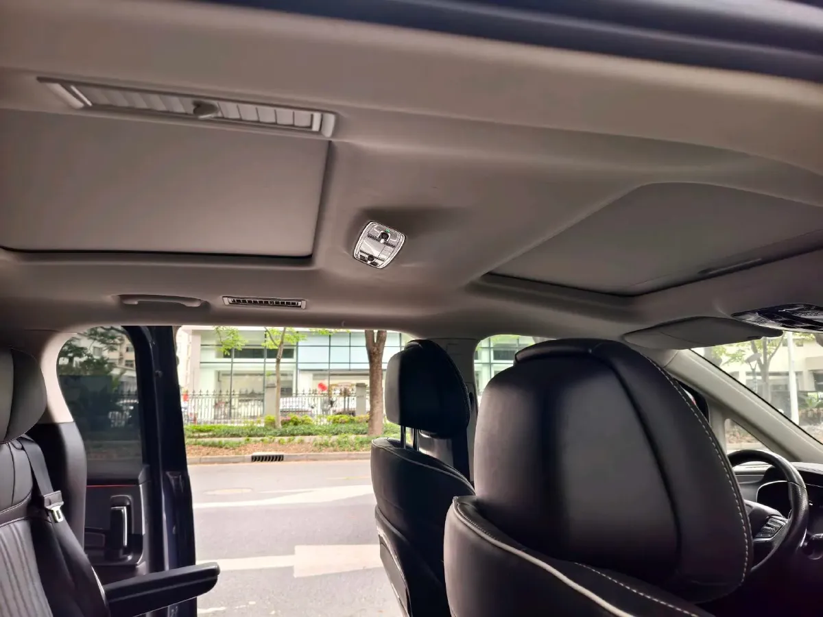 2021 Roewe iMAX8 2.0T 234HP L4 8AT,autocango,china used car exporter,china ev exporter,chinese used car exporter,chinese used ev exporter