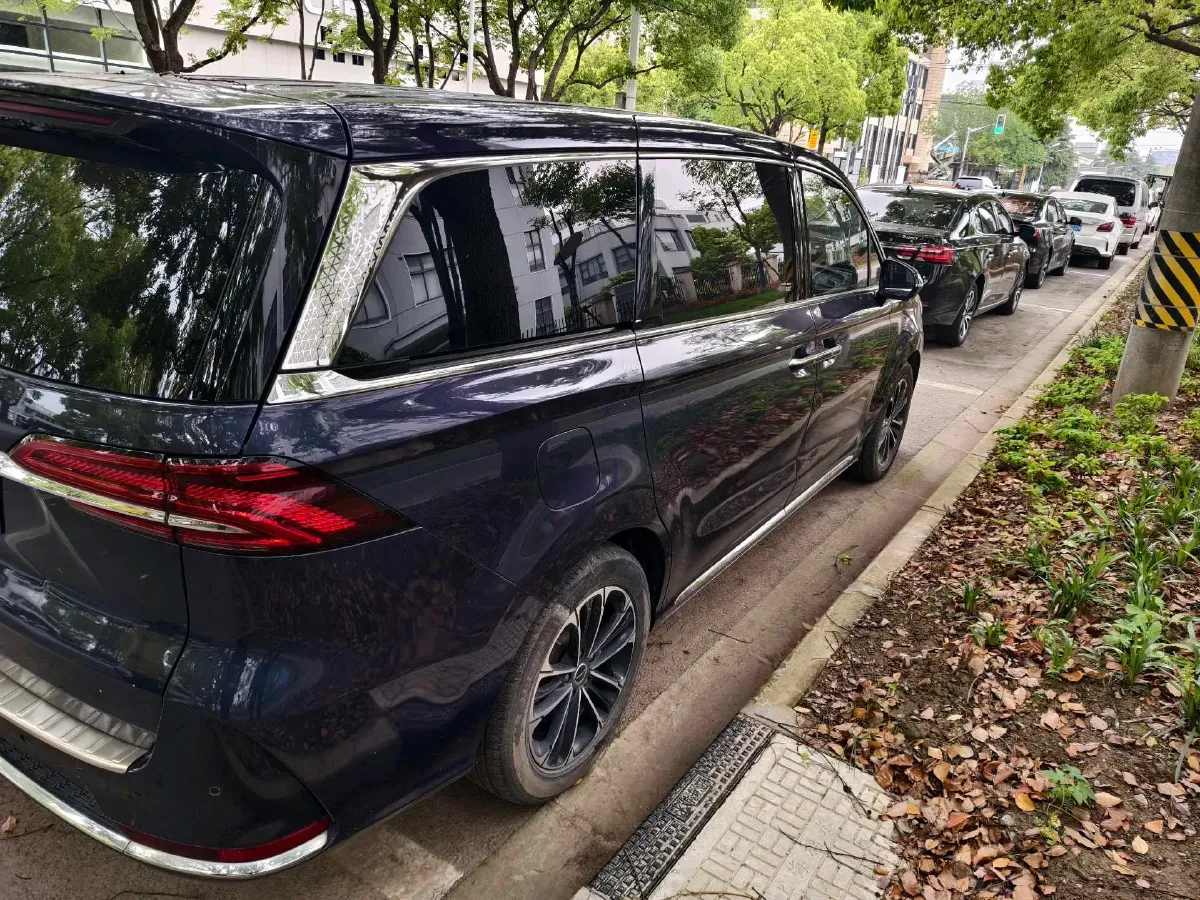 2021 Roewe iMAX8 2.0T 234HP L4 8AT,autocango,china used car exporter,china ev exporter,chinese used car exporter,chinese used ev exporter