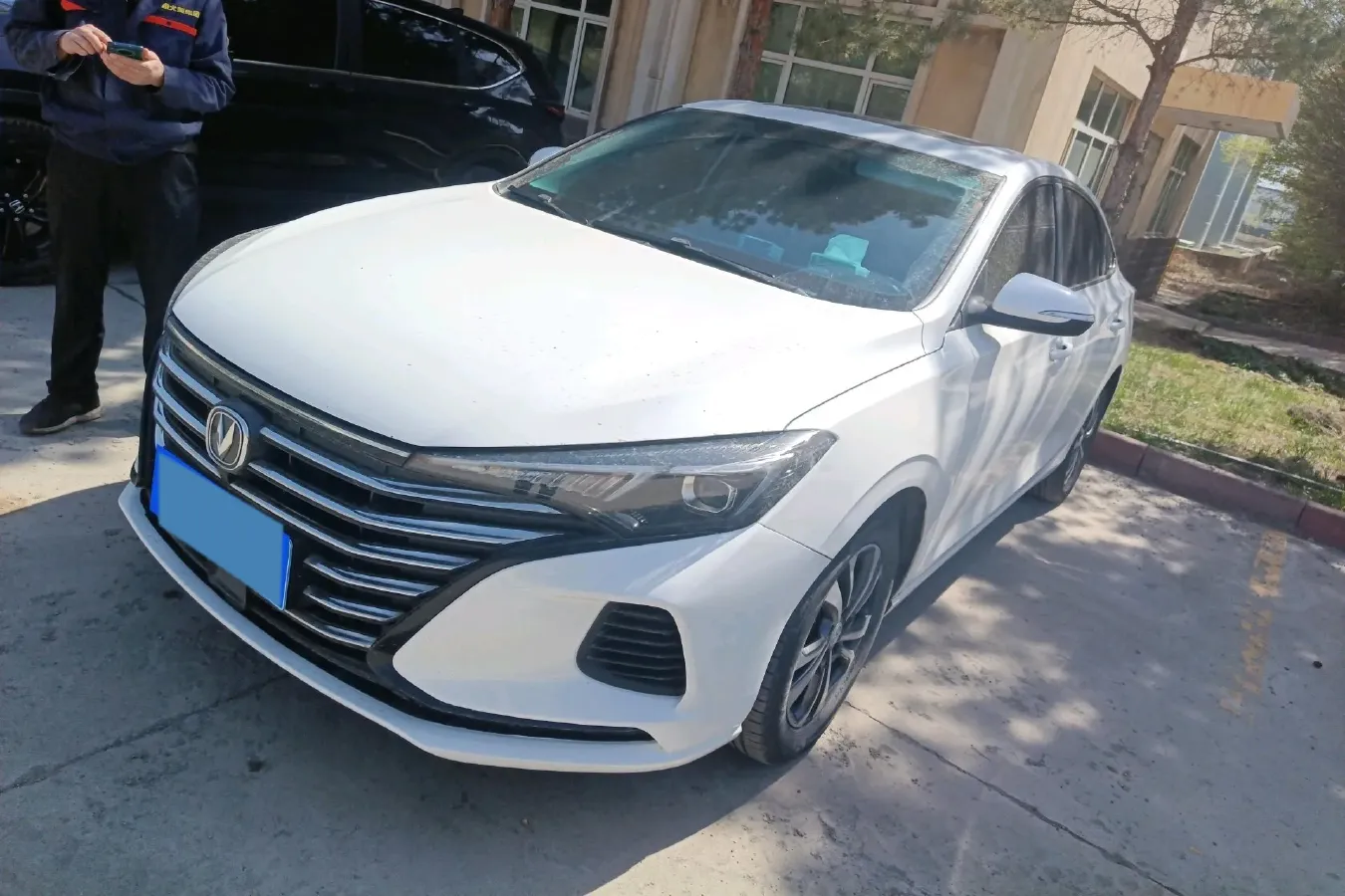 2022 ChangAn Eado 1.6L 128HP L4 5MT,autocango,china used car exporter,china ev exporter,chinese used car exporter,chinese used ev exporter