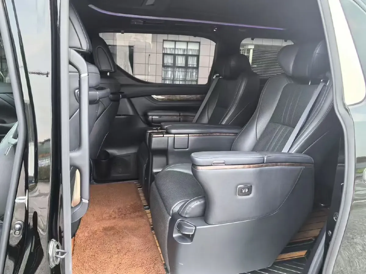2018 Toyota Alphard 3.5L 275HP V6 6AT,autocango,china used car exporter,china ev exporter,chinese used car exporter,chinese used ev exporter