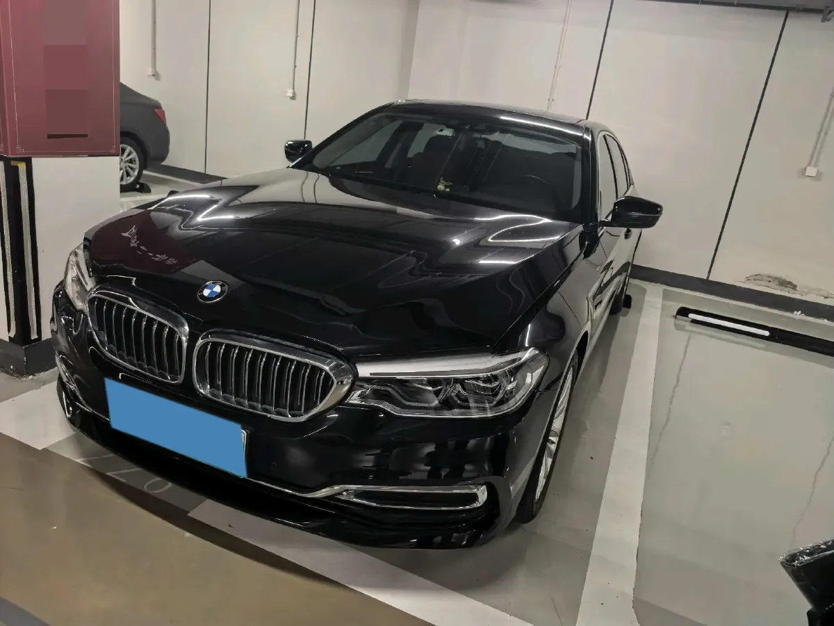 2020 BMW 5 Series 2.0T 184HP L4 8AT PHEV 17.7KWH,autocango,china used car exporter,china ev exporter,chinese used car exporter,chinese used ev exporter