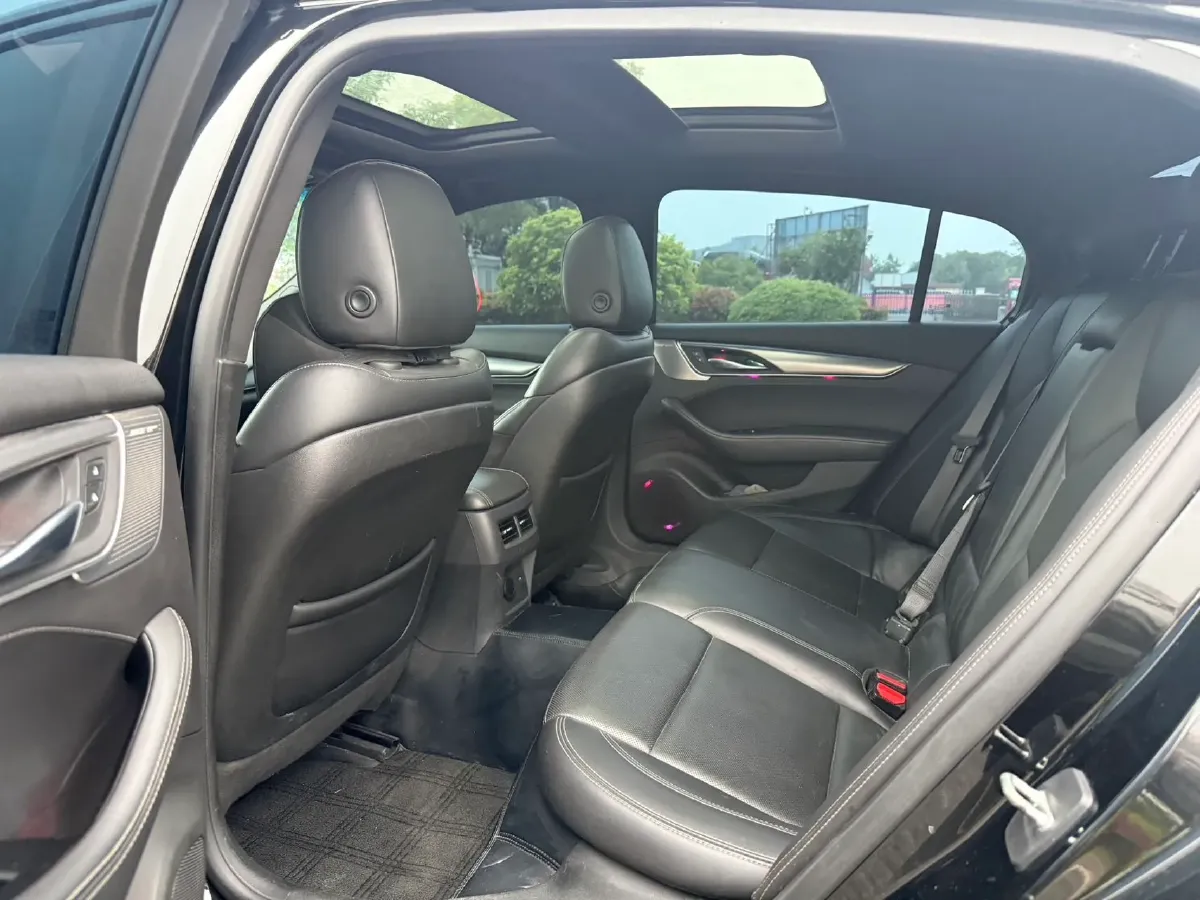 2021 Cadillac CT5 2.0T 237HP L4 10AT,autocango,china used car exporter,china ev exporter,chinese used car exporter,chinese used ev exporter