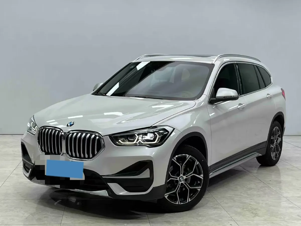 2022 BMW X1 1.5T 140HP L3 7DCT,autocango,china used car exporter,china ev exporter,chinese used car exporter,chinese used ev exporter