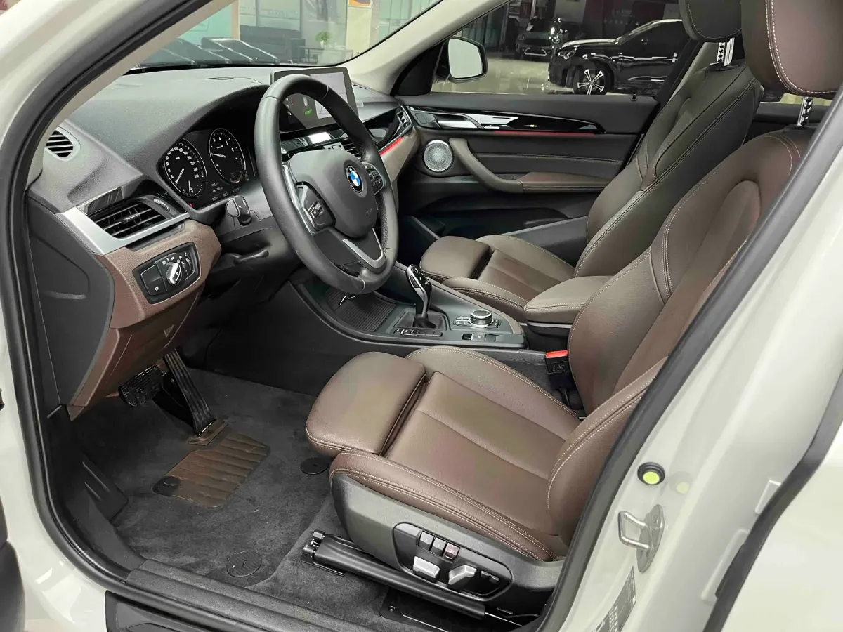 2022 BMW X1 1.5T 140HP L3 7DCT,autocango,china used car exporter,china ev exporter,chinese used car exporter,chinese used ev exporter