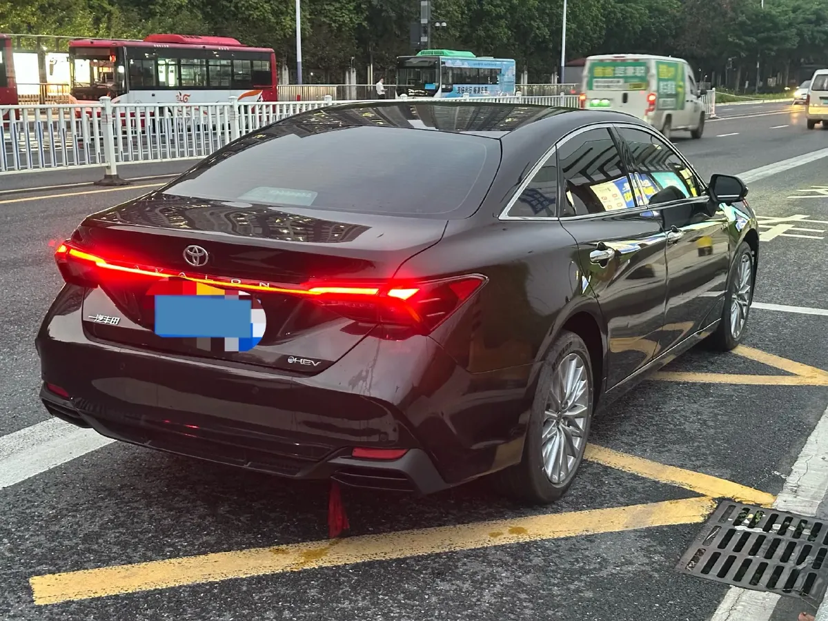 2024 Toyota Avalon 2.0L 152HP L4 E-CVT Hybrid,autocango,china used car exporter,china ev exporter,chinese used car exporter,chinese used ev exporter