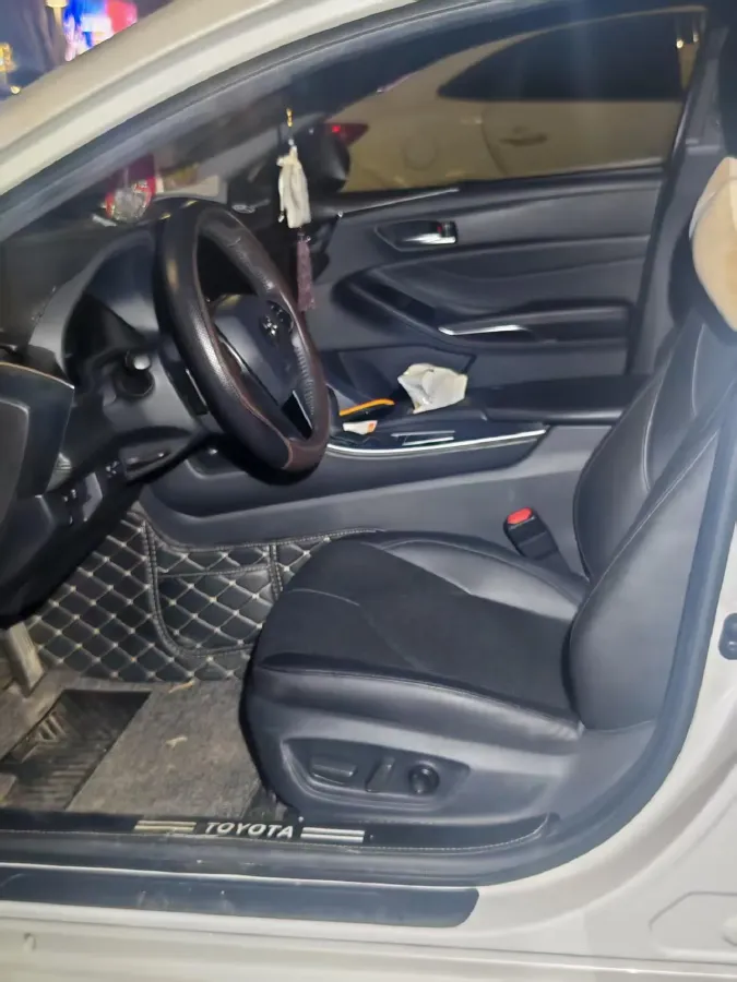 2022 Toyota Avalon 2.5L 209HP L4 8AT,autocango,china used car exporter,china ev exporter,chinese used car exporter,chinese used ev exporter